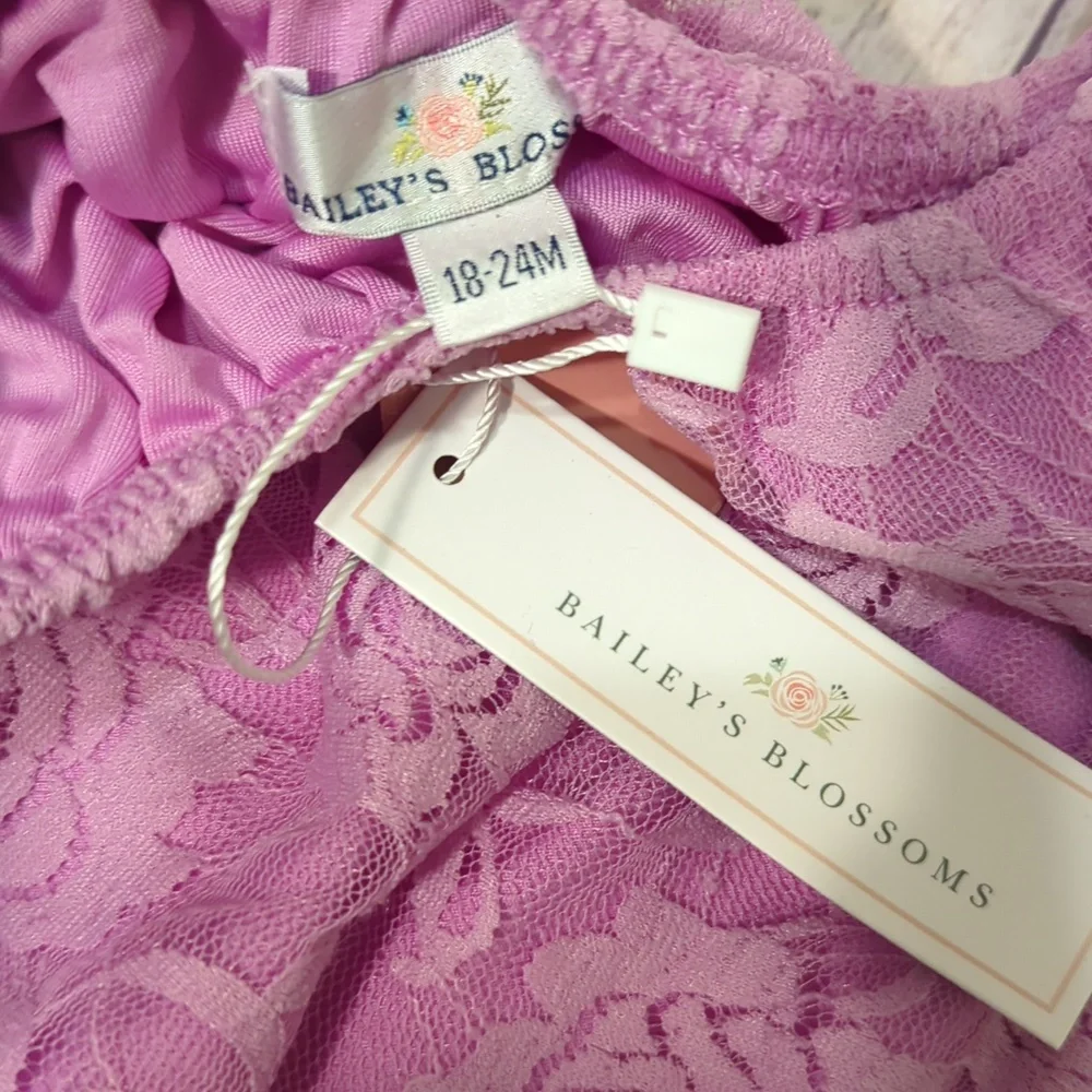 Bailey's Blossoms infant girllace bodysuit - Picture 2 of 3